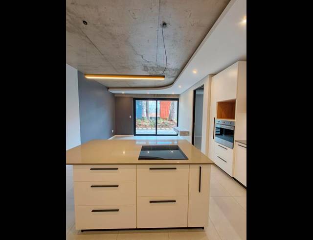 2 BEDROOM PROPERTY TO RENT IN MENLO PARK